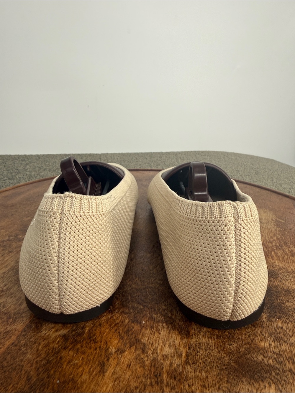 Vivaia Shoes Wm 38.5 US 7.5 Tan Cream Pointed Toe Knit Ballet Flats - Picture 4 of 15